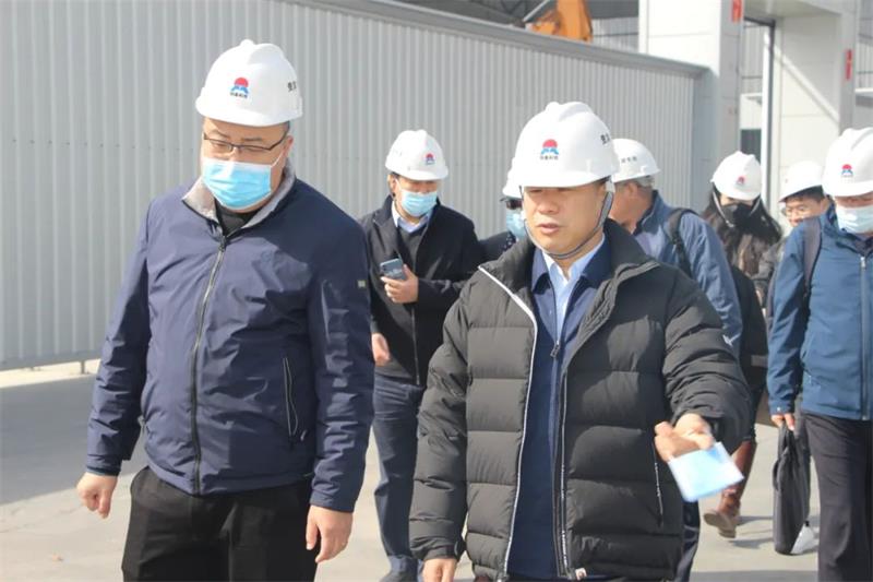 中国有色金属工业协会党委副书记范顺科一行莅临维多利亚老品牌vic铝业调研指导